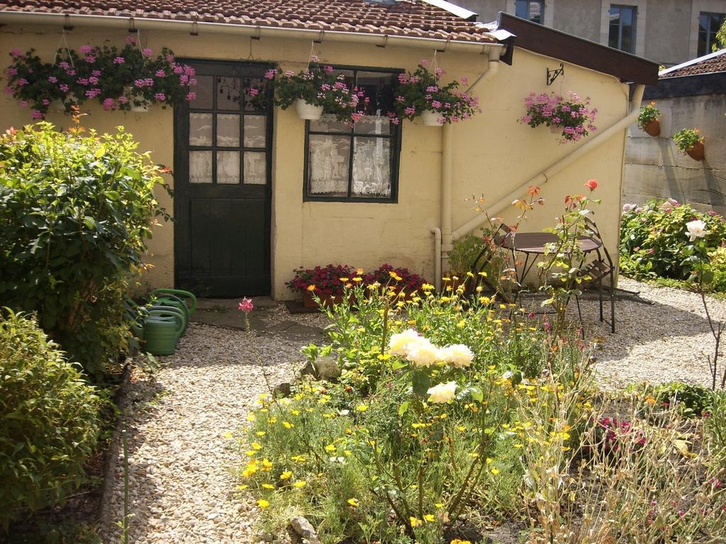 Le Relais De Marbot Apartman Bar-le-Duc Kültér fotó