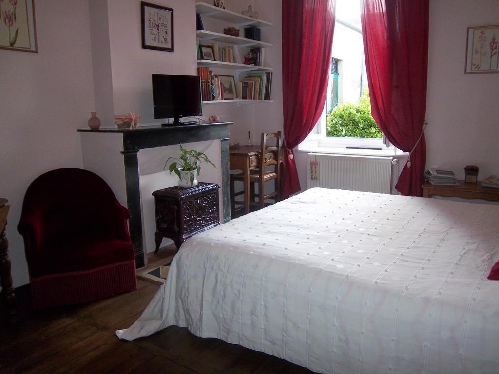 Le Relais De Marbot Apartman Bar-le-Duc Szoba fotó