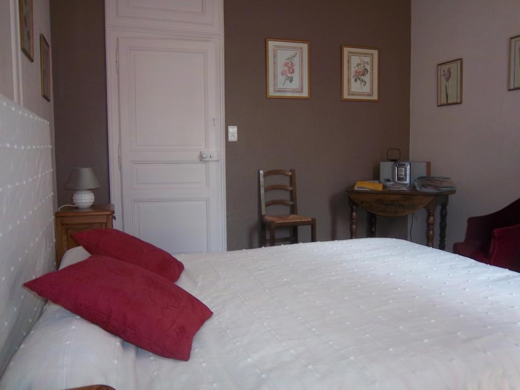 Le Relais De Marbot Apartman Bar-le-Duc Szoba fotó