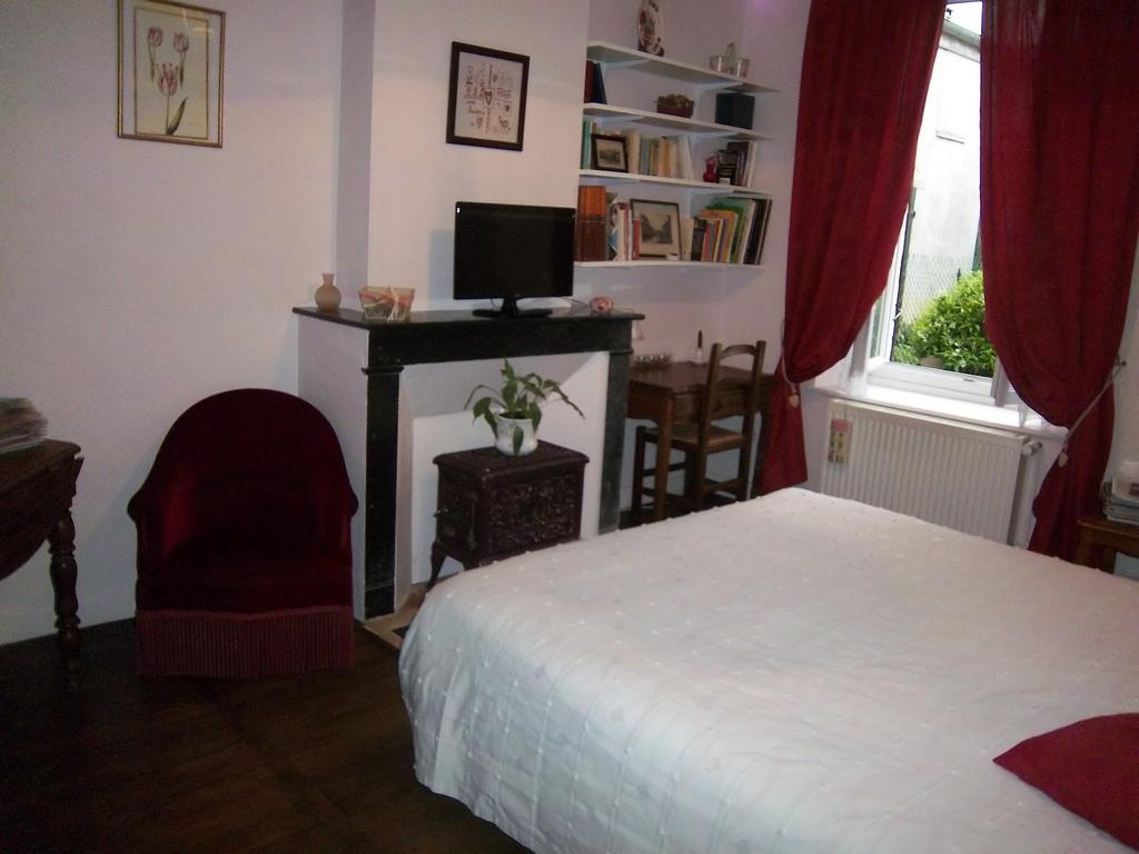 Le Relais De Marbot Apartman Bar-le-Duc Szoba fotó